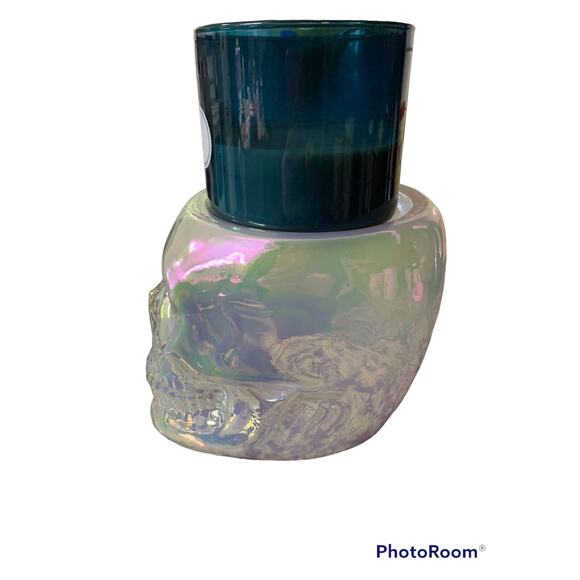 BATH BODY WORKS WATER GLOBE SKULL PEDESTAL Candle Holder 2022 Halloween - Picture 3 of 5